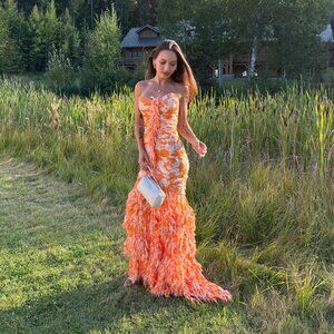 Spring 2004 Oscar de la Renta Runway Printed Silk Chiffon Dress w Ruffle skirt